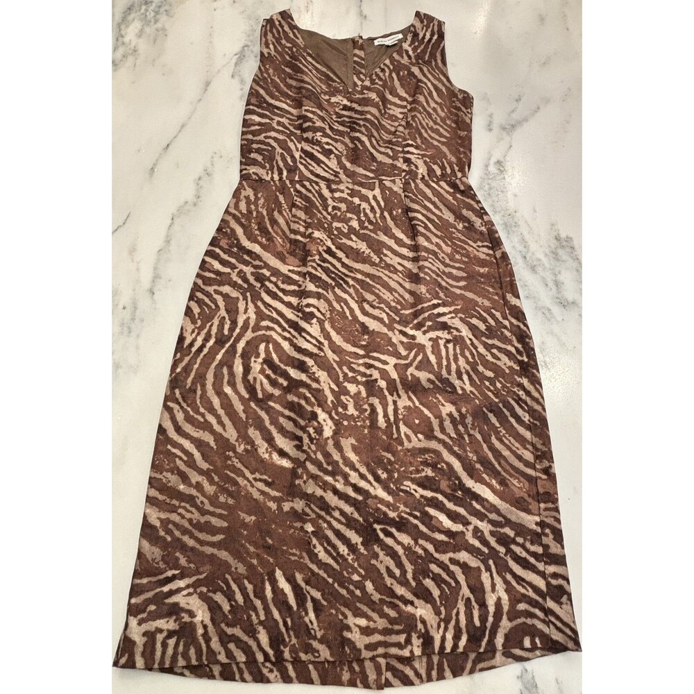 Banana Republic Dress Woman 2 Brown animal Sheath Sleeveless V-Neck Career Work